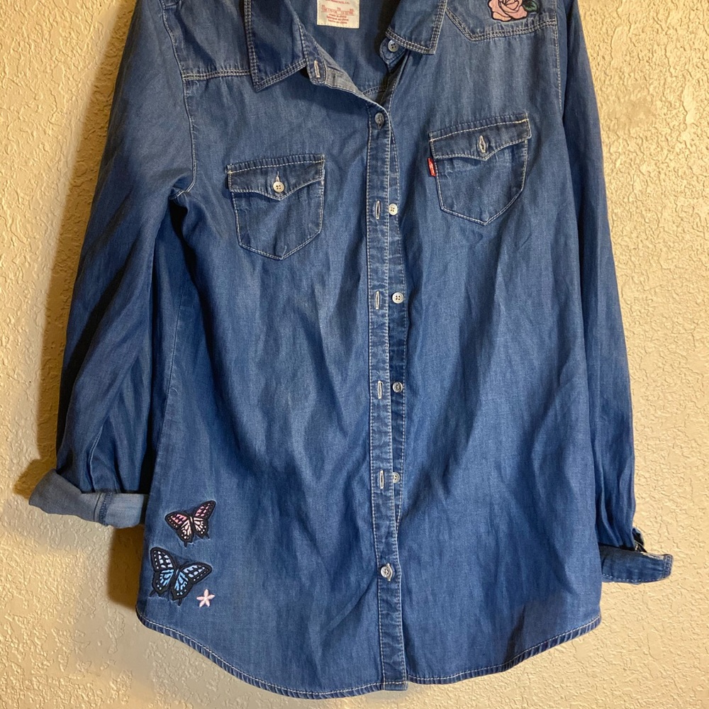 Levi’s Jean shirt